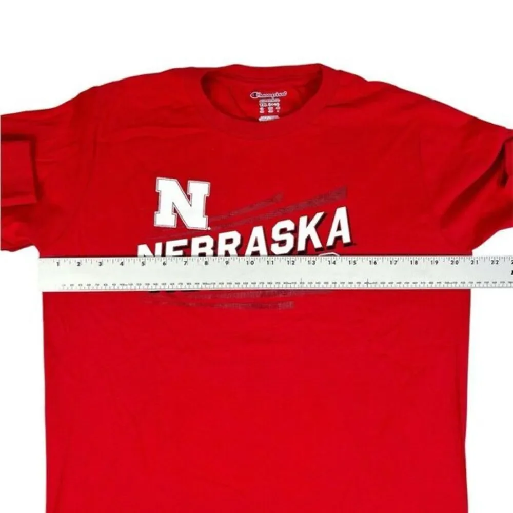 Champion Nebraska‎ Huskers NCAA Kids Red Long Sleeve Logo T-Shirt Size YXL